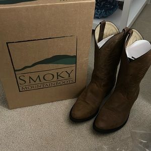 SMOKEY MOUNTAIN LEATHER BOOTS -NEW